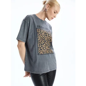 LCW Vision ANTRASİT Bisiklet Yaka Leopar Desenli Kadın Tişört