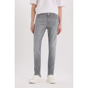 Defacto D9782 Gri Pedro Slim Fit Dar Kalıp Normal Bel Dar Paça Jean Pantolon