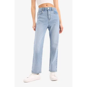 Defacto D7977 Mavi Mary Vintage Straight Fit Yüksek Bel Düz Paça Jean Kar Yıkamalı Pantolon