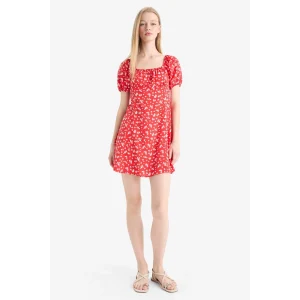Defacto E0873 Kırmızı Coool Kare Yaka Çiçek Desenli Viskon Kısa Kollu Mini Elbise