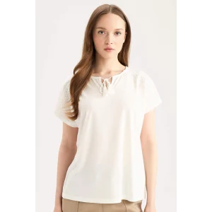 Defacto C1874 Ekru Bisiklet Yaka Casual Kısa Kollu Tişört