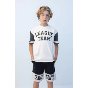 Defacto C3898 Ekru Erkek Çocuk Oversize Geniş Kalıp Bisiklet Yaka Baskılı Kısa Kollu Tişört