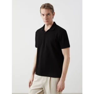 LCW Vision Siyah Polo Yaka Kısa Kollu Penye Erkek Tişört