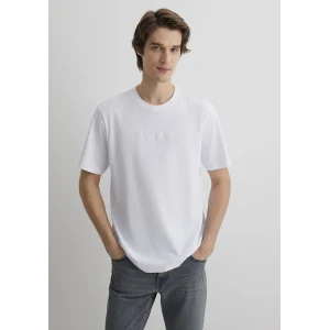 Mavi 0612644-620 Mavi Black Nakışlı Beyaz Tişört