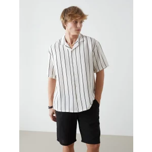 XSIDE Siyah Regular Fit Kısa Kollu Çizgili Erkek Gömlek