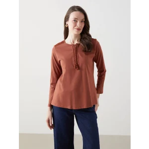 LCW Grace Kahverengi Bağlamalı Yaka Nakışlı Kadın Bluz