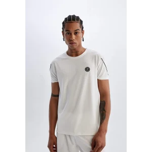 Defacto C1748 Beyaz DeFactoFit Standart Fit Bisiklet Yaka Baskılı Ağır Kumaş Kısa Kollu Sporcu Tişört