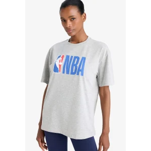 Defacto Z3128 Gri DeFactoFit NBA Wordmark Boxy Fit Bisiklet Yaka Kısa Kollu Tişört