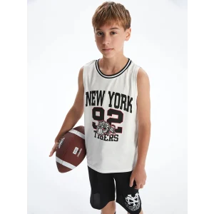 LCW Kids Beyaz Bisiklet Yaka New York Baskılı Erkek Çocuk Atlet ve Şort