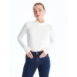 LCWAIKIKI Basic Ekru Dik Yaka Düz Uzun Kollu Kadın Body