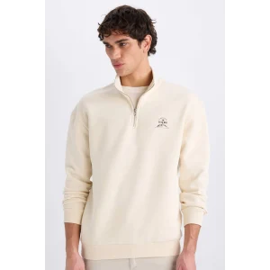 Defacto C6132 Bej Comfort Regular Fit Rahat Kalıp Fermuarlı Dik Yaka Baskılı Sweatshirt