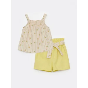 LCW baby Ekru Kare Yaka Desenli Kız Bebek Bluz ve Şort 2li Takım