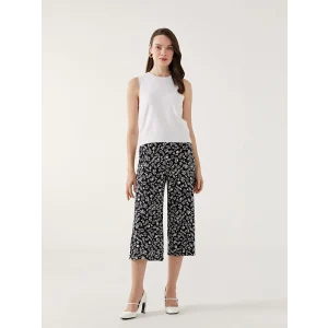 LCW Grace Siyah Beli Lastikli Çiçekli Kadın Kapri