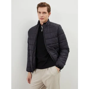 LCWAIKIKI Classic Siyah Standart Kalıp Dik Yaka Erkek Şişme Mont