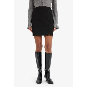 Defacto W9018 Siyah 	A Kesim Normal Bel Basic Düz Yırtmaçlı Siyah Mini Etek
