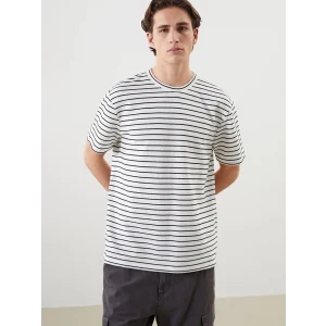 XSIDE Ekru Bisiklet Yaka Kısa Kollu Çizgili Penye Erkek Tişört