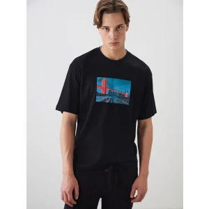 XSIDE Siyah Bisiklet Yaka New York Baskılı Penye Erkek Tişört