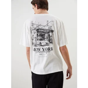 XSIDE Ekru Bisiklet Yaka New York Baskılı Penye Erkek Tişört
