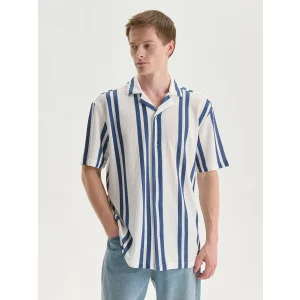 LCW Vision Mavi Regular Fit Kısa Kollu Çizgili Armürlü Erkek Gömlek