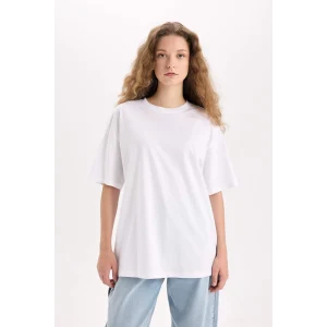 Defacto V4136 Beyaz Oversize Geniş Kalıp Basic Düz Bisiklet Yaka Kısa Kollu Beyaz Tişört