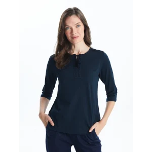 LCW Grace Lacivert Bağlamalı Yaka Nakışlı Kadın Bluz