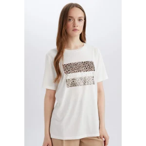 Defacto D8925 Ekru Regular Fit Bisiklet Yaka Leopar Baskılı Kısa Kollu Tişört