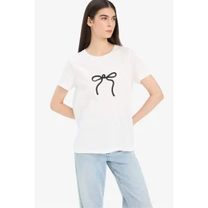 Defacto F5108 Ekru Regular Fit Bisiklet Yaka Aplike Baskılı Penye Kısa Kollu Tişört