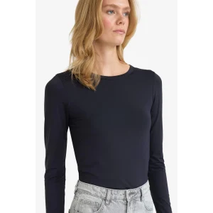 Defacto D3756AXBK81 Siyah Slim Fit Dar Kesim Bisiklet Yaka Basic Düz Uzun Kollu Tişört