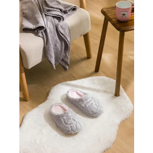 LCW STEPS Gri Kedi Nakışlı Pelüş Kadın Ev Terliği