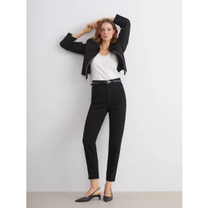 LCW Jeans Siyah Beli Kemerli Mom Fit Kadın Jean Pantolon