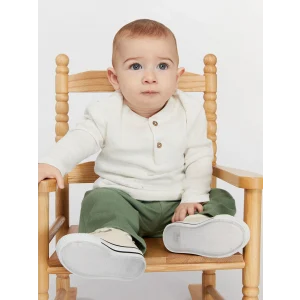 LCW baby Beyaz Bisiklet Yaka Erkek Bebek Tişört ve Şort 2li Takım