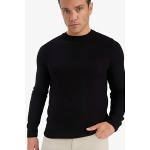 Defacto F1777AXBK81 Siyah Standart Fit Bisiklet Yaka Basic Dokulu Triko Kazak