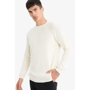 Defacto A8458AXER139 Ekru Standart Fit Bisiklet Yaka Triko Kazak