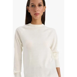 Defacto I6913AZER99 Ekru Relax Fit Bisiklet Yaka Basic Düz Triko Kazak