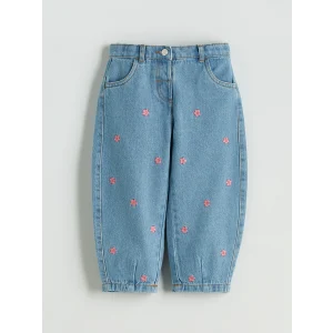 LCW Kids Indigo Rahat Kalıp Çiçek Nakışlı Kız Çocuk Jean Pantolon