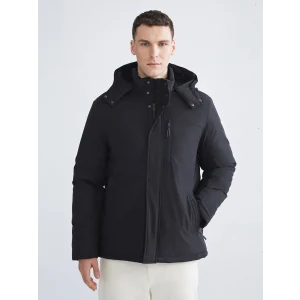 LCWAIKIKI Classic Siyah Standart Kalıp Kapüşonlu Erkek Mont