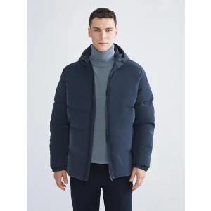 LCWAIKIKI Classic Lacivert Standart Kalıp Kapüşonlu Erkek Şişme Mont