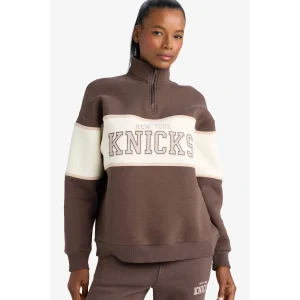 Defacto E9693AXBN335 Kahve DeFactoFit NBA New York Knicks Oversize Geniş Kalıp Yarım Fermuarlı Sporcu Sweatshirt