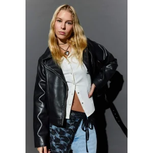 Defacto E8530AXBK27 Siyah Regular Fit Fermuarlı Suni Deri Ceket Mont