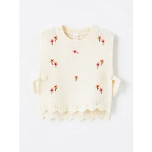 LCW Kids Ekru Bisiklet Yaka Çiçekli Kız Çocuk Triko Süveter