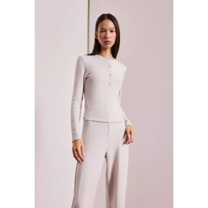 Defacto F1879AXBG583 Bej Fitted Düğmeli Yaka Uzun Kollu Tişört