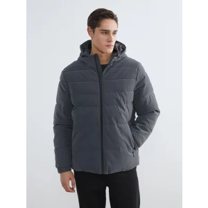 LCWAIKIKI Classic Gri Standart Kalıp Kapüşonlu Erkek Şişme Mont