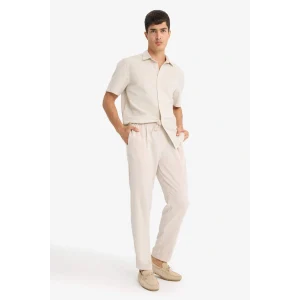 Defacto E4790AXER22 Ekru Relax Fit Kısa Paça Keten Görünümlü Beli Bağcıklı Lastikli Cepli Pantolon