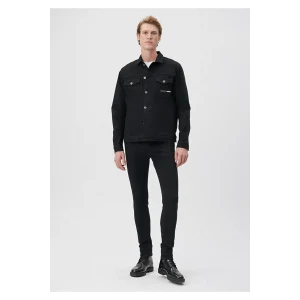 0042485817 JAMES Black Pro Tech