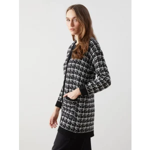 LCWAIKIKI Classic Siyah V Yaka Desenli Kadın Triko Hırka