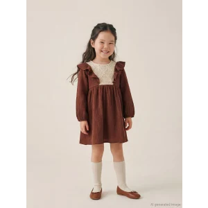 LCW Kids Kahverengi Fırfırlı Nakışlı Kız Bebek Müslin Elbise