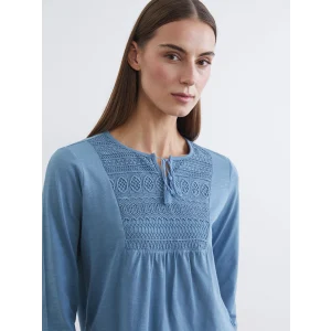 LCW Grace Mavi Bağlamalı Yaka Nakışlı Bluz
