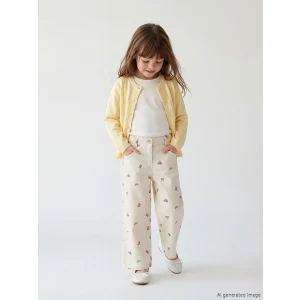 LCW Kids Ekru Çiçek Desenli Kız Çocuk Gabardin Pantolon