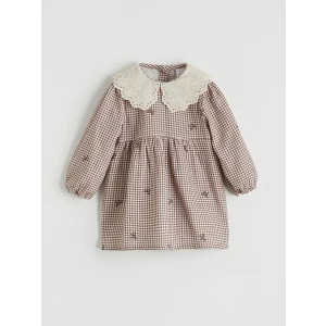 LCW baby Ekru Bebe Yaka Nakışlı Kız Bebek Müslin Elbise