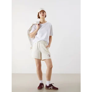 XSIDE Bej Beli Lastikli New York Baskılı Kadın Şort